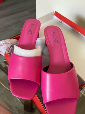 Rouge Helium Hot Pink Slide Mules